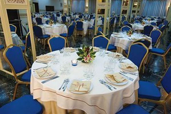Pisani Hotel (San Nicola la Strada)